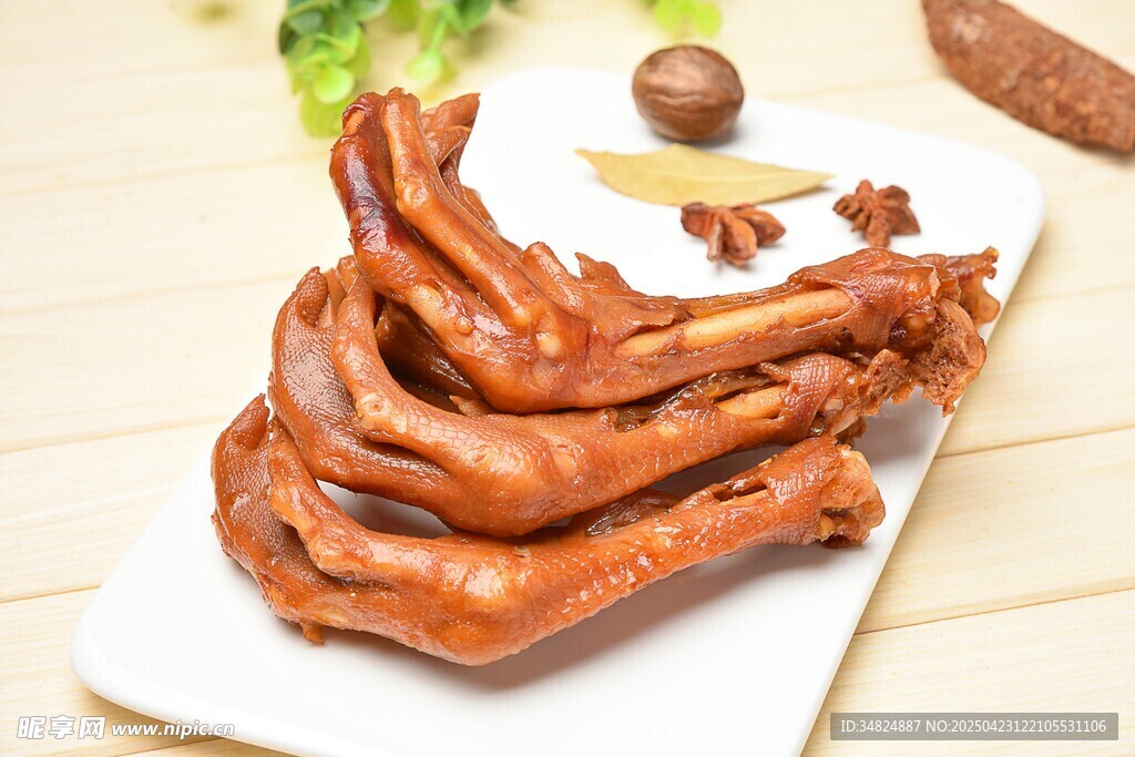美味卤鸭掌