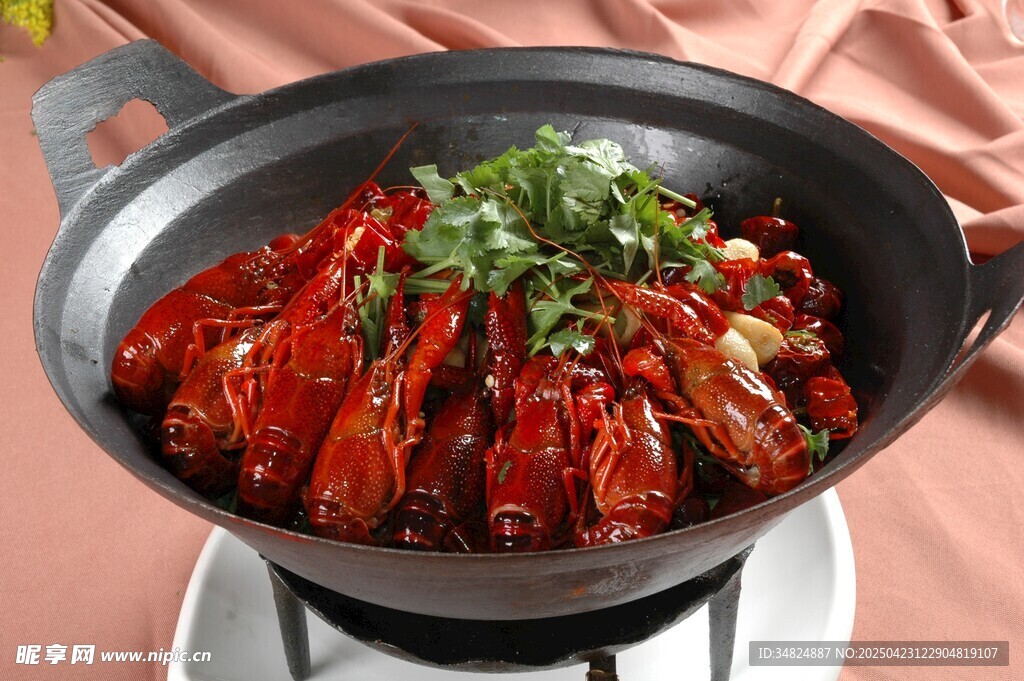 油焖小龙虾