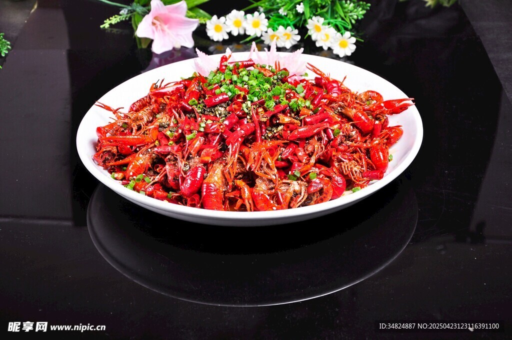 油焖小龙虾