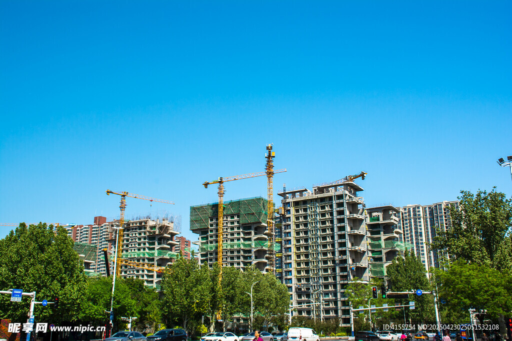 城市在建高楼施工现场