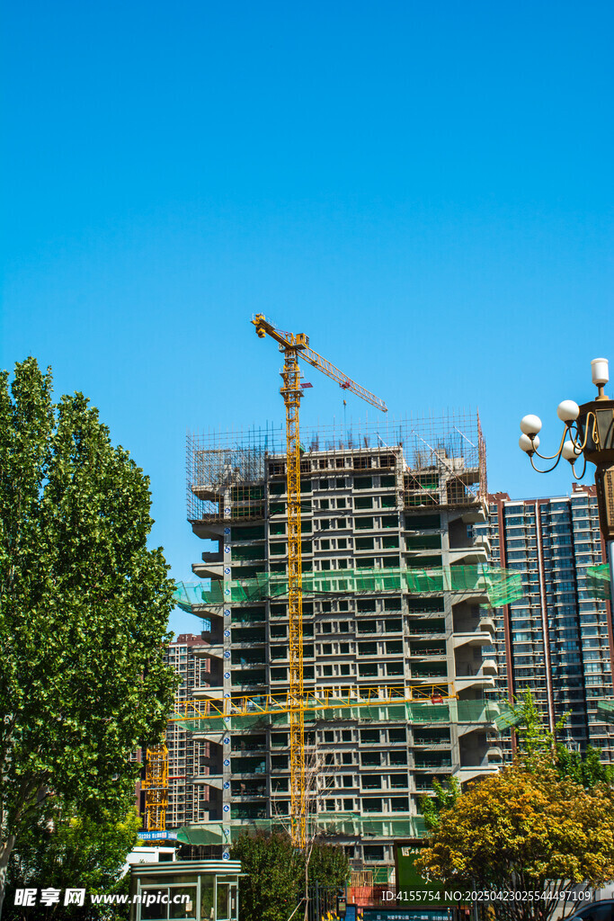 城市在建高楼施工现场