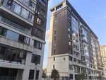 现代高层住宅楼外观