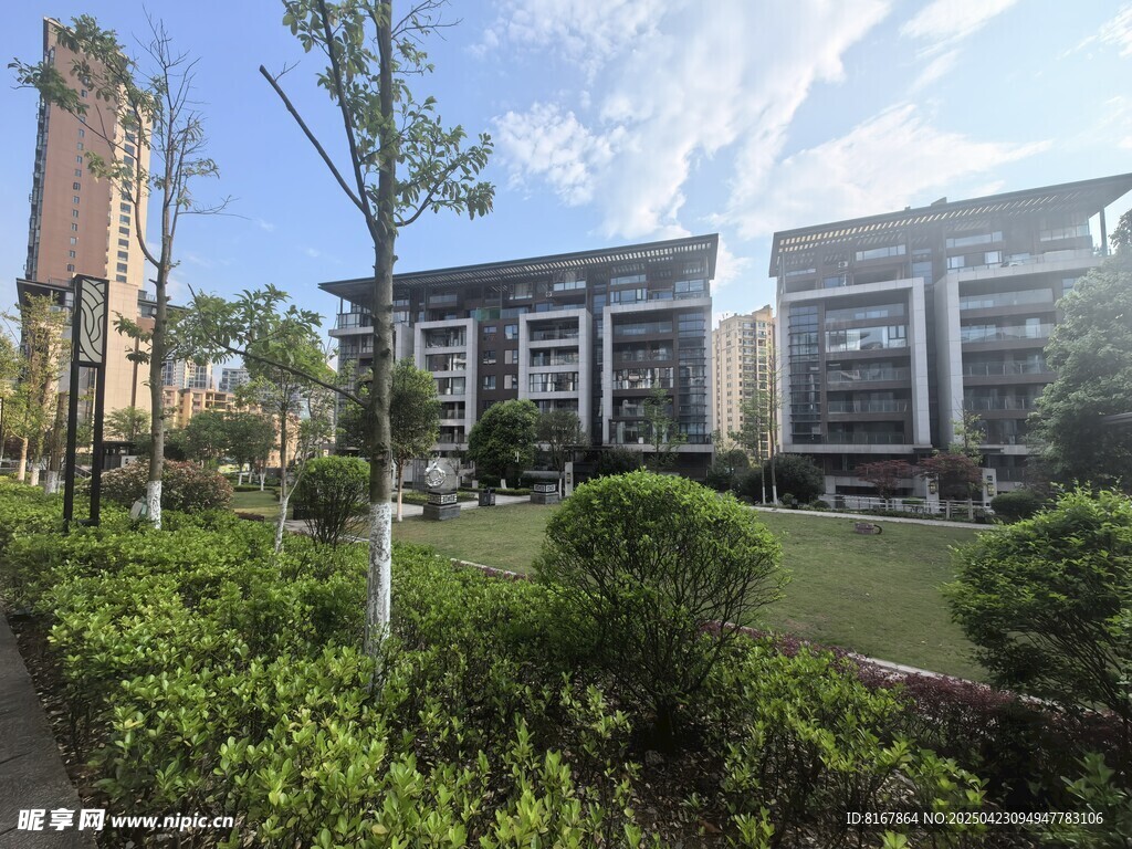 小区内的绿化与建筑景观