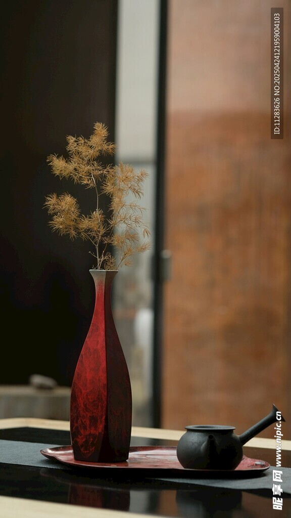 中式雅致花瓶