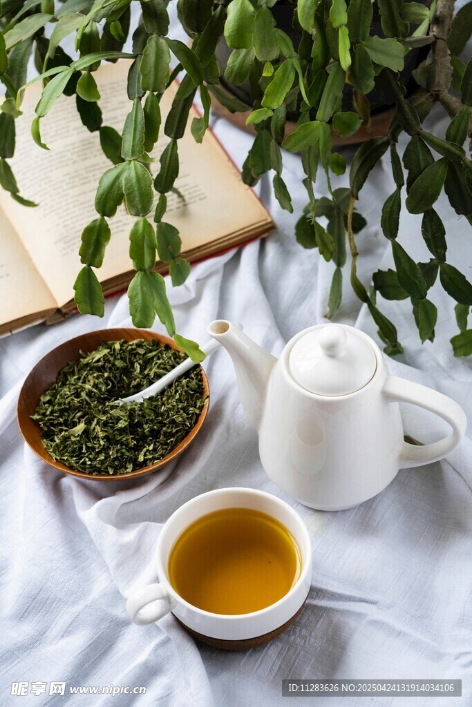 中式茶饮静物雅致画面