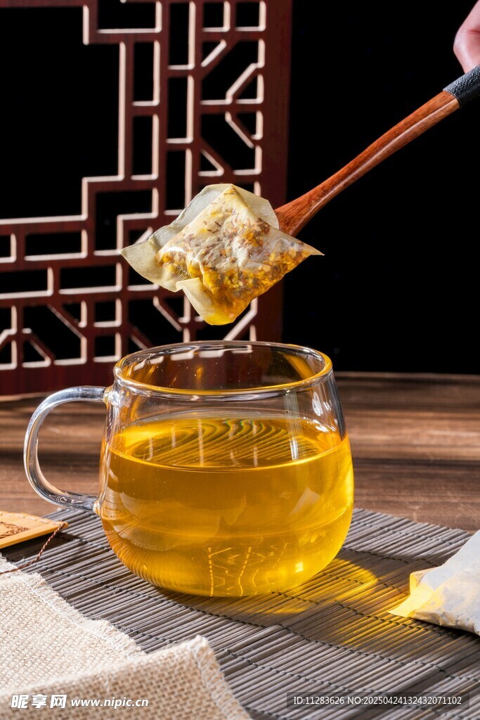 茶香四溢的惬意时刻