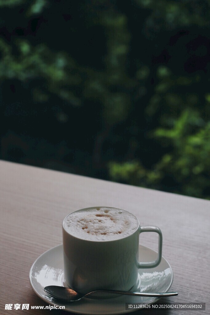 一杯醇香咖啡