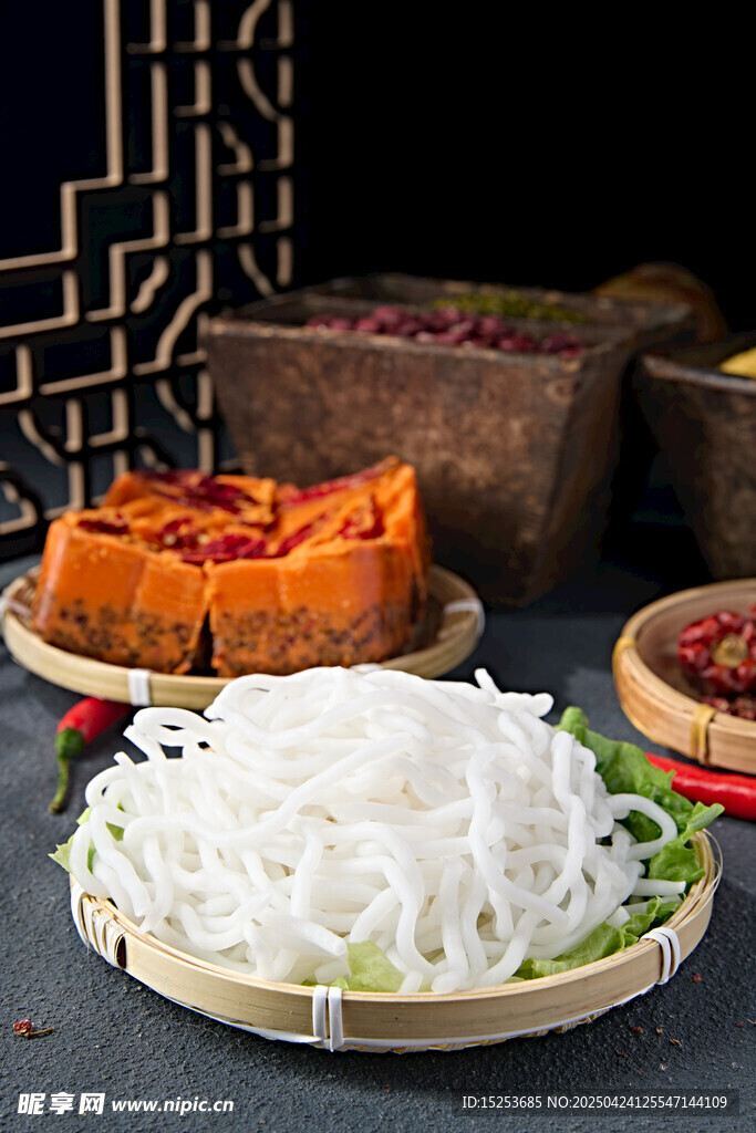 传统美食米粉与红薯