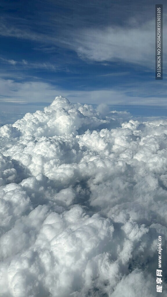 高空壮丽云海景观