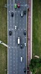 城市道路车辆行驶景象