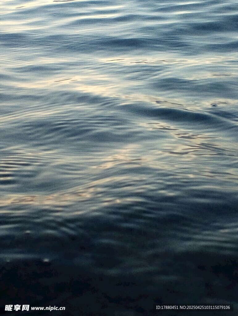 水面波纹