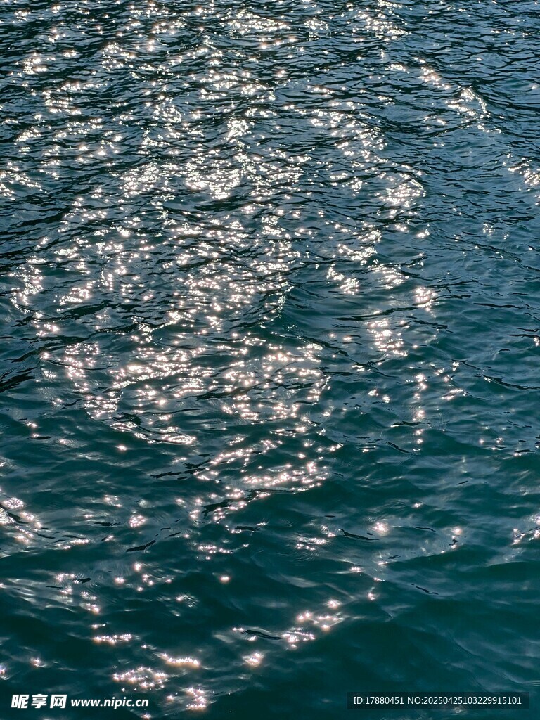 水面波纹