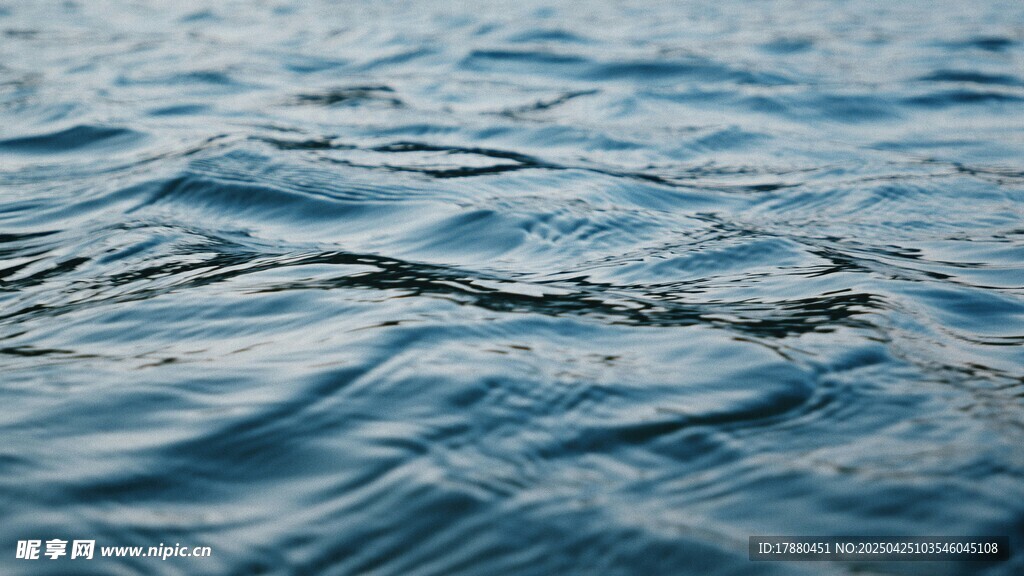 水面波纹