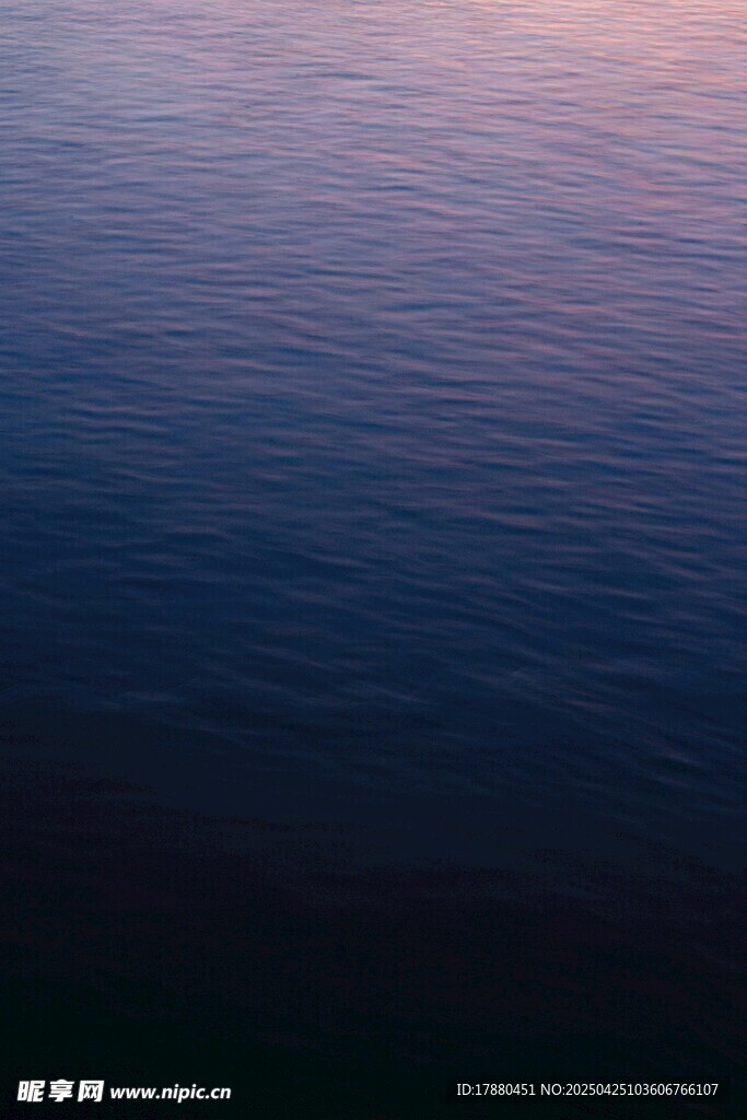水面波纹
