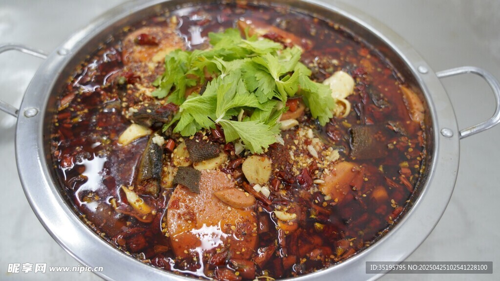 美味麻辣火锅