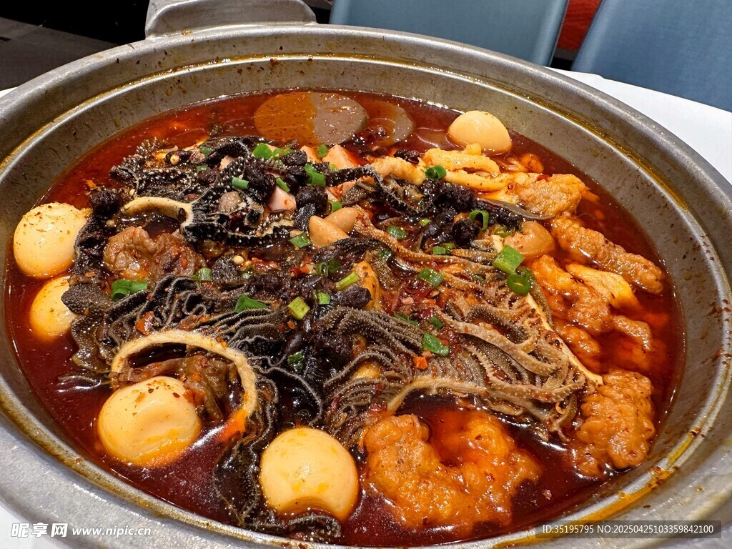 美味丰盛的特色火锅料理