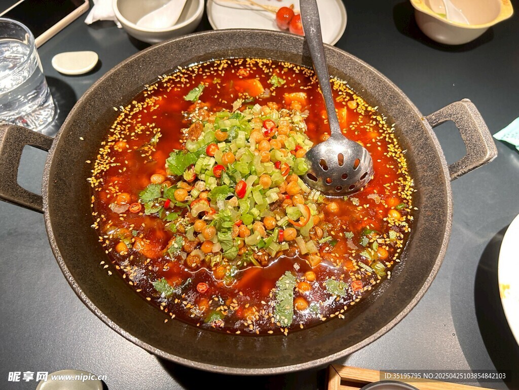 鲜香麻辣的美味火锅