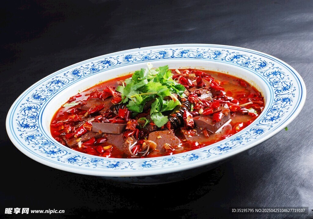 香辣毛血旺 传统美味佳肴