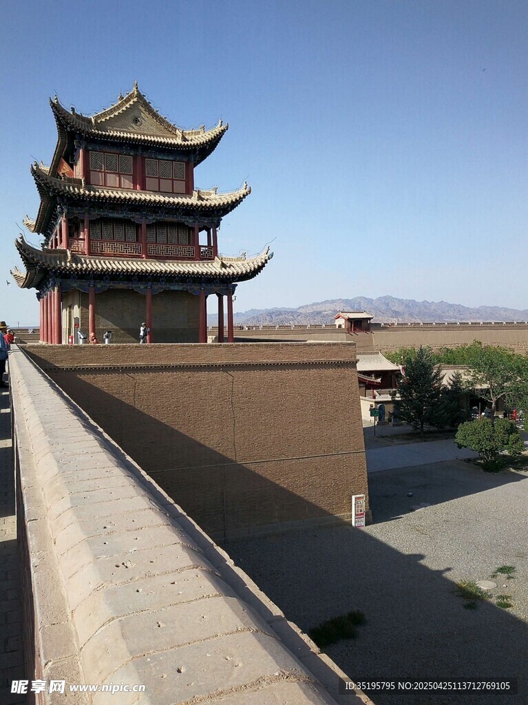 古城楼阁风光