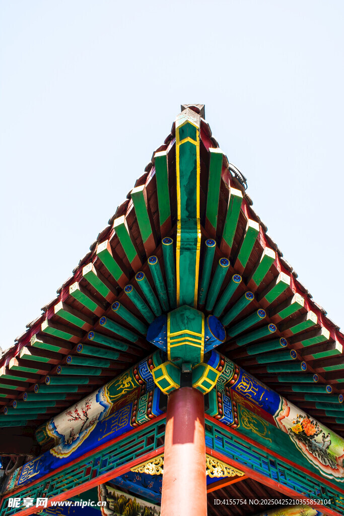 中式古建筑飞檐一角