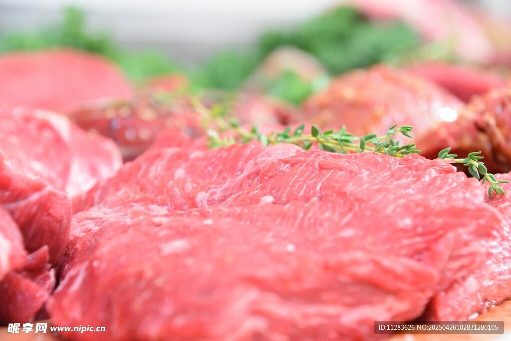 新鲜生牛肉特写