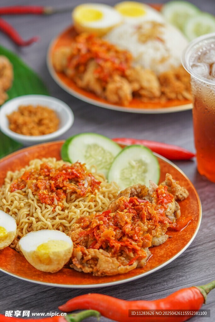 美味东南亚风味面食套餐