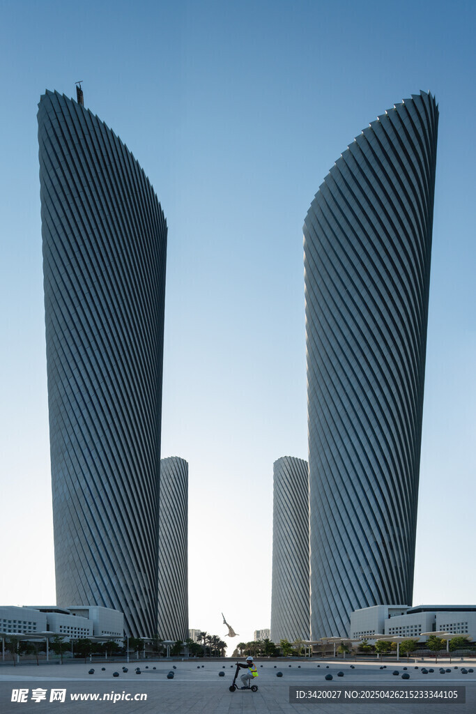 卢塞尔大厦