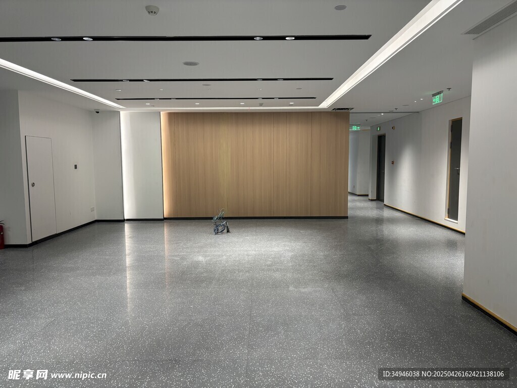 空旷现代风室内空间场景