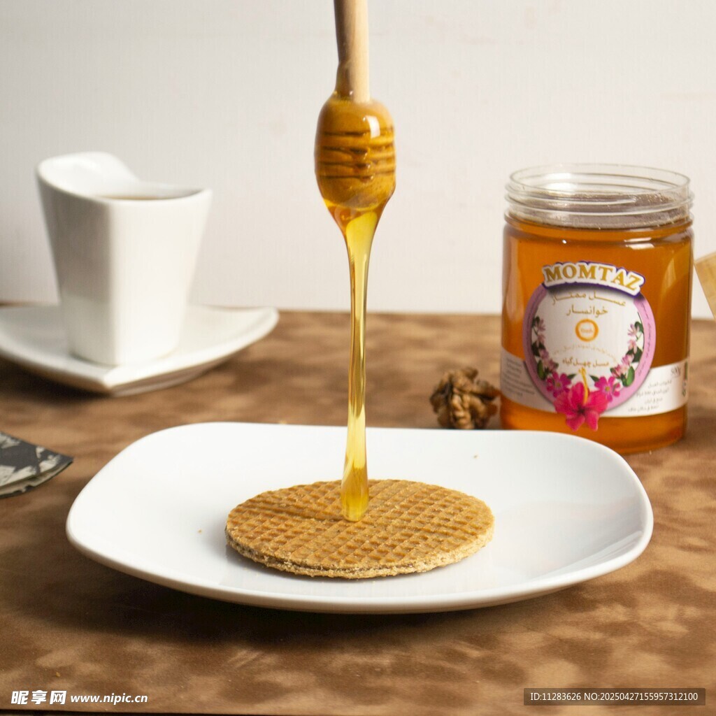 蜂蜜浇淋华夫饼的美味时刻