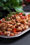 香辣美味的特色炒兔肉
