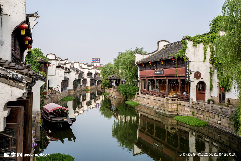 江南水乡古巷河道美景