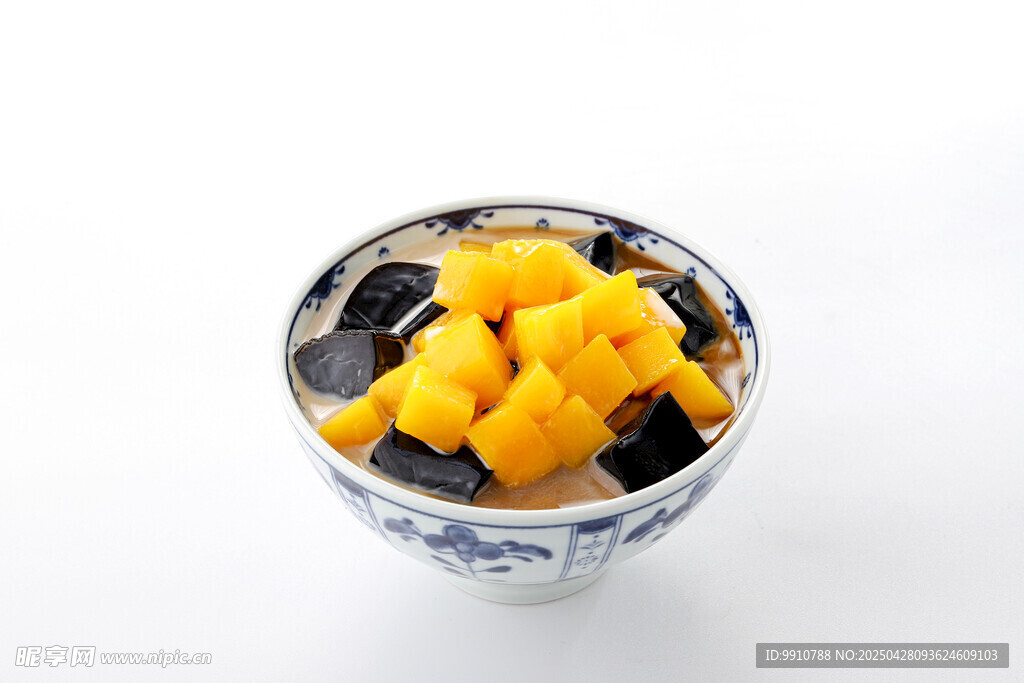 芒果烧仙草甜品碗