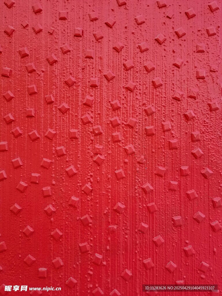 红色表面布满水滴纹理