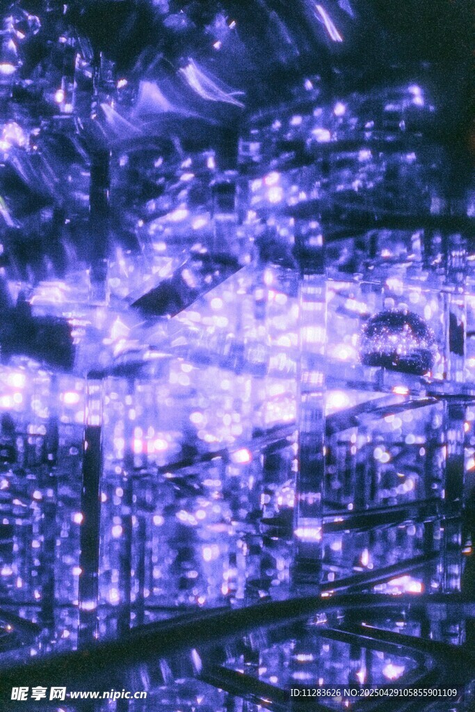 梦幻紫色灯光夜景