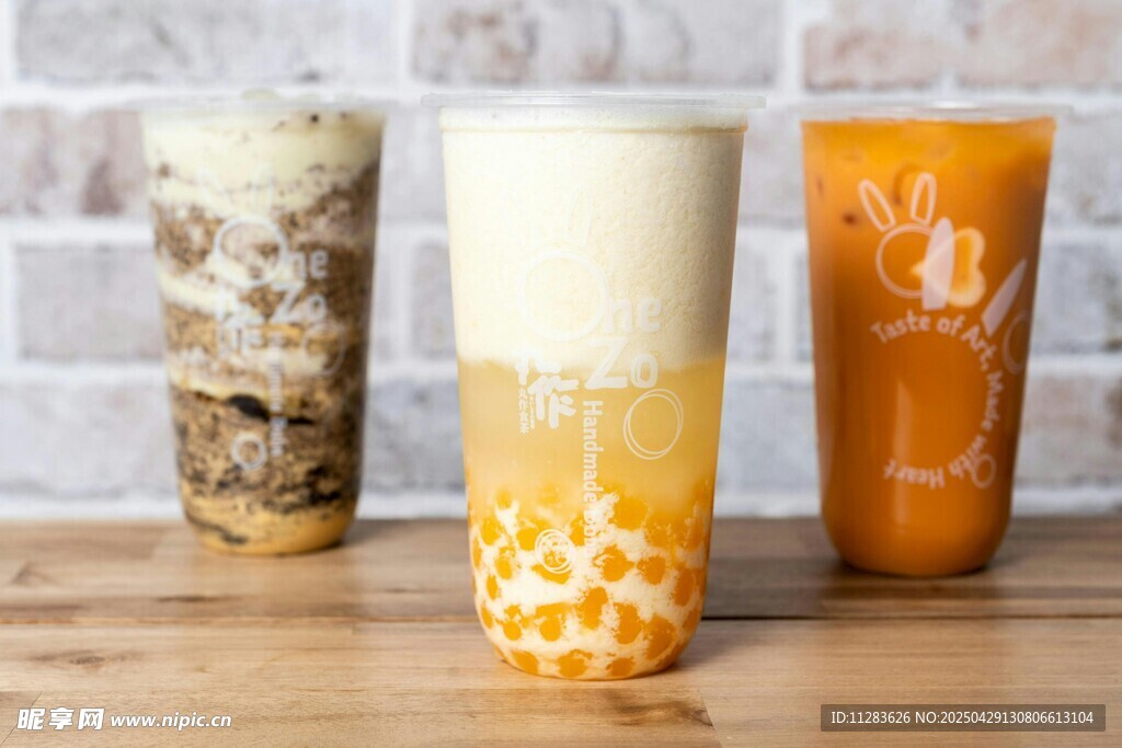 多样美味奶茶饮品展示