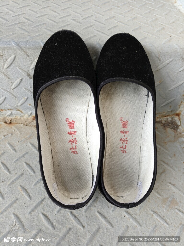 女式布鞋
