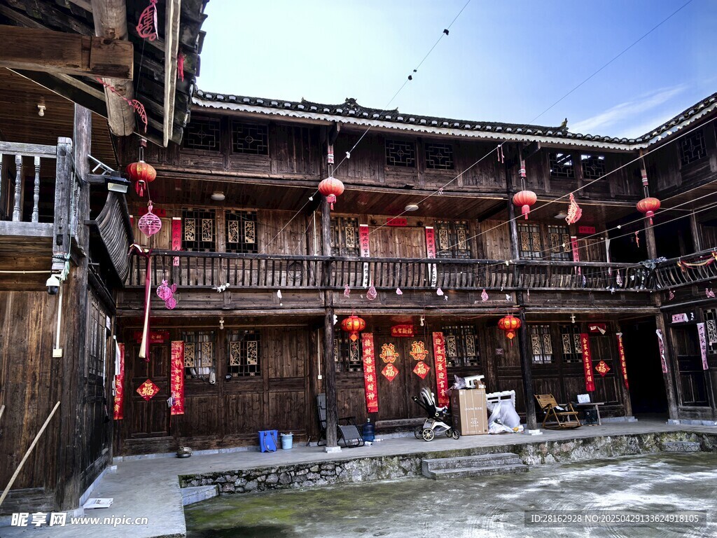 务川龙潭古寨