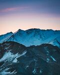 壮丽雪山日出美景