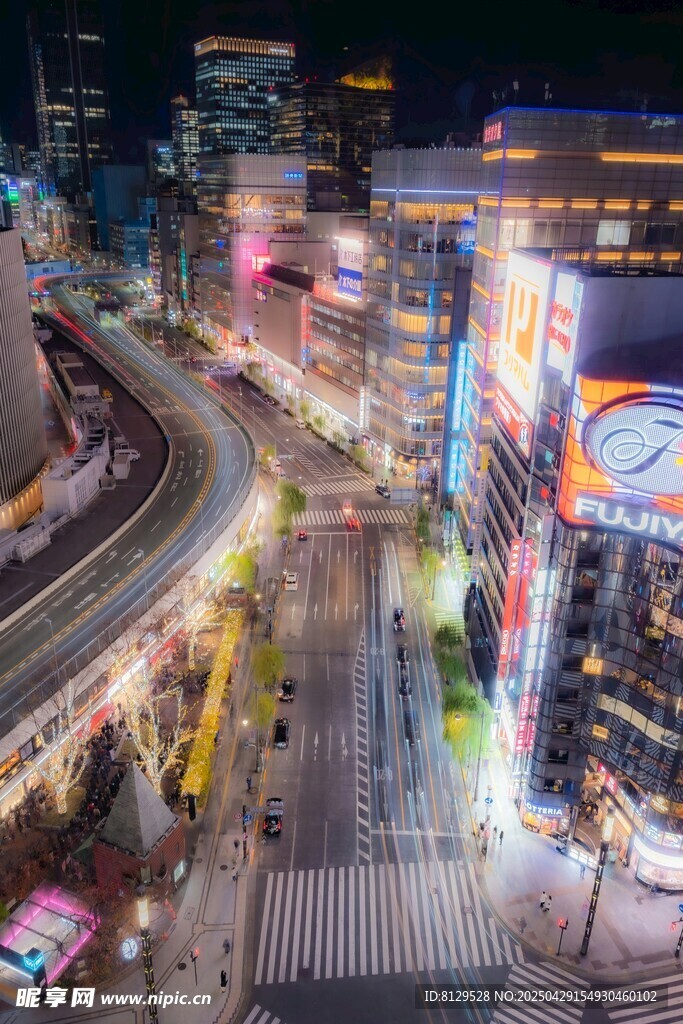 繁华都市夜景街头景象