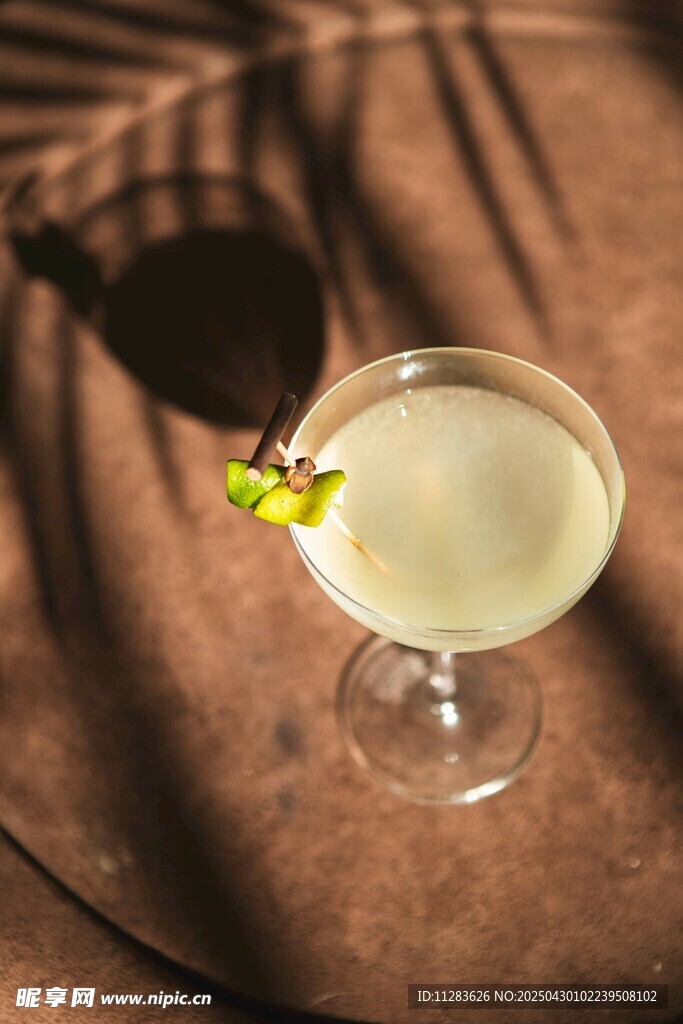 精致柠檬鸡尾酒特写
