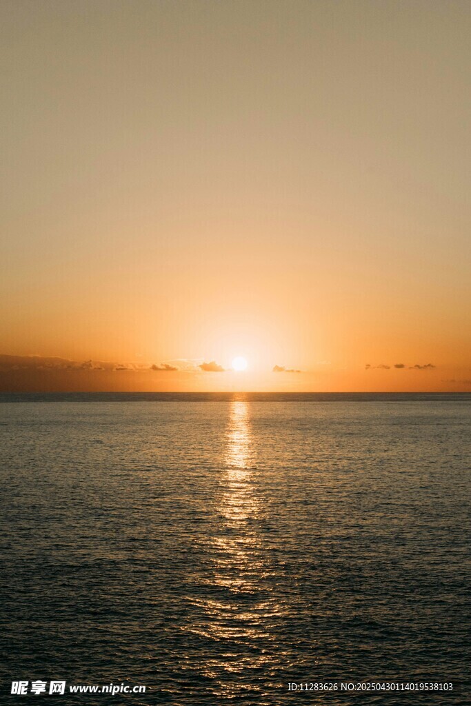 海上日落美景