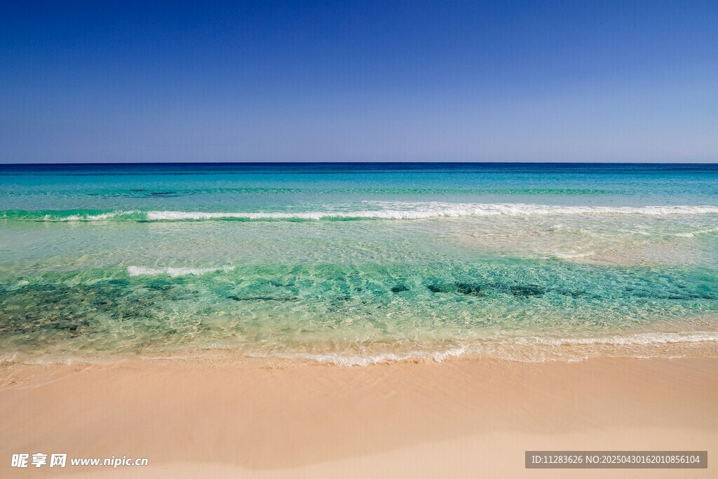 美丽海滨沙滩海景风光