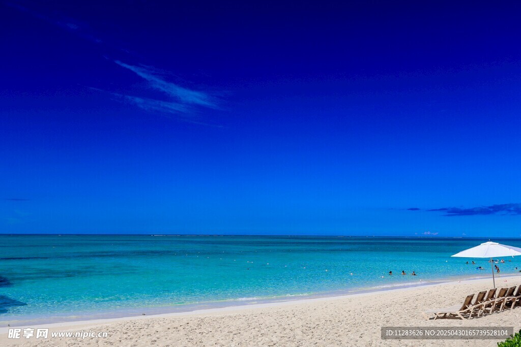 美丽海滩度假场景