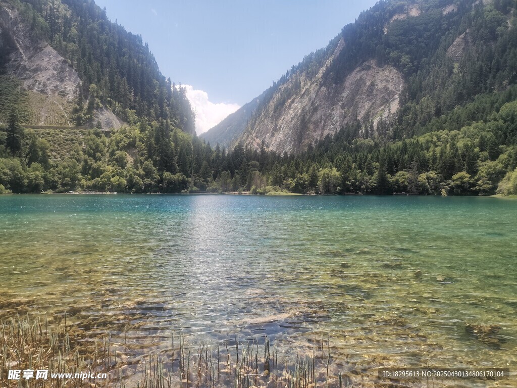 九寨沟湖泊美景