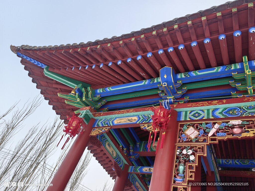 中式古建筑屋檐精美一角