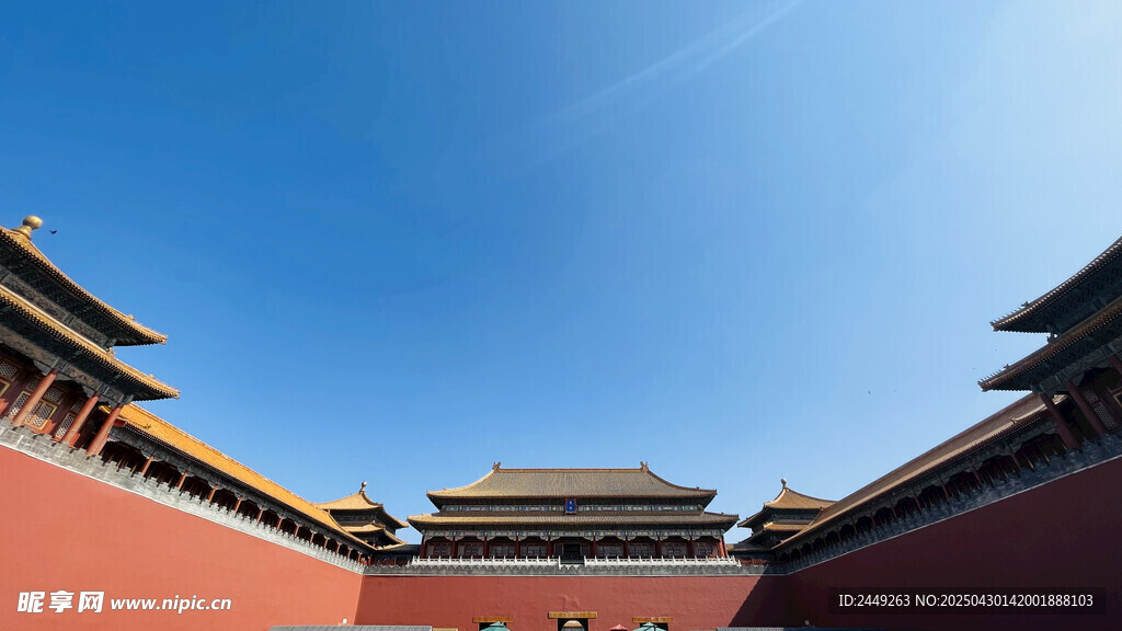 全画幅 故宫红墙蓝天古建筑景观