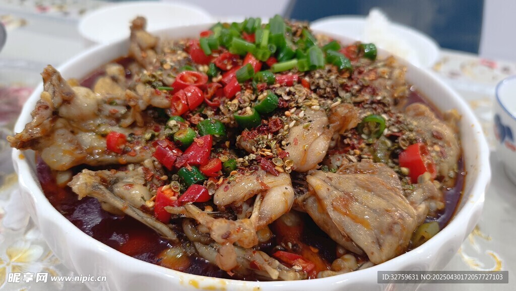 麻辣牛蛙