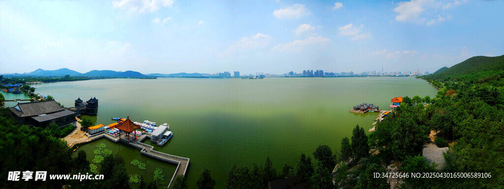 湖光山色中的美丽景致