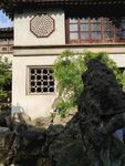 中式庭院景致与奇石绿植