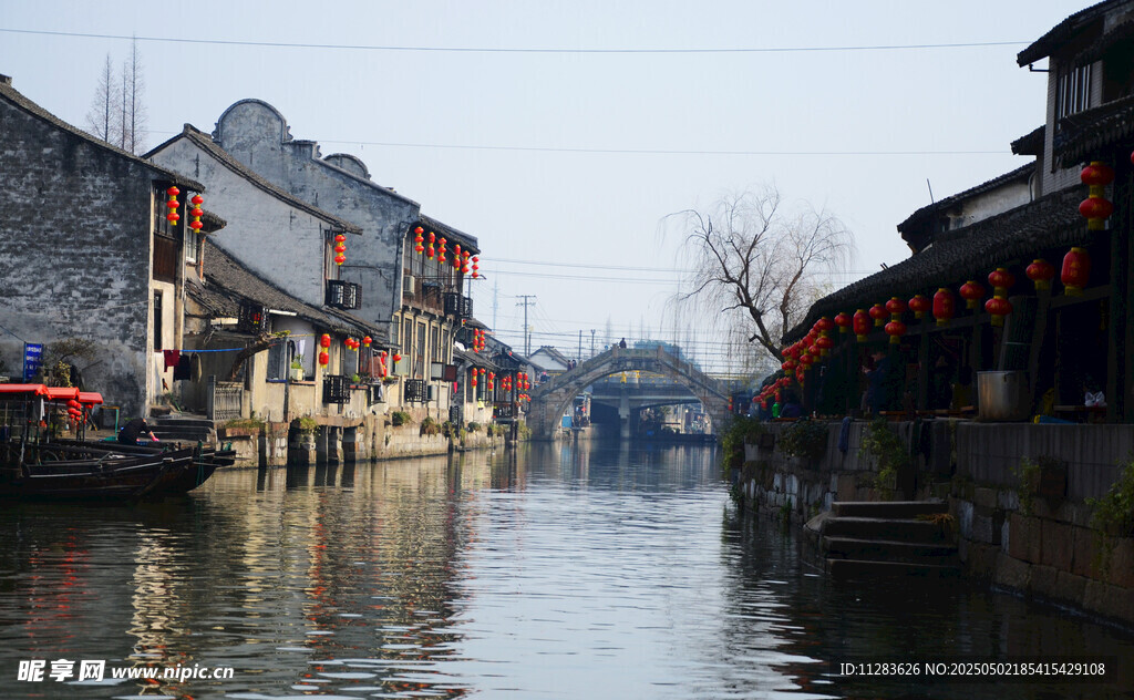 江南水乡古镇河道风景